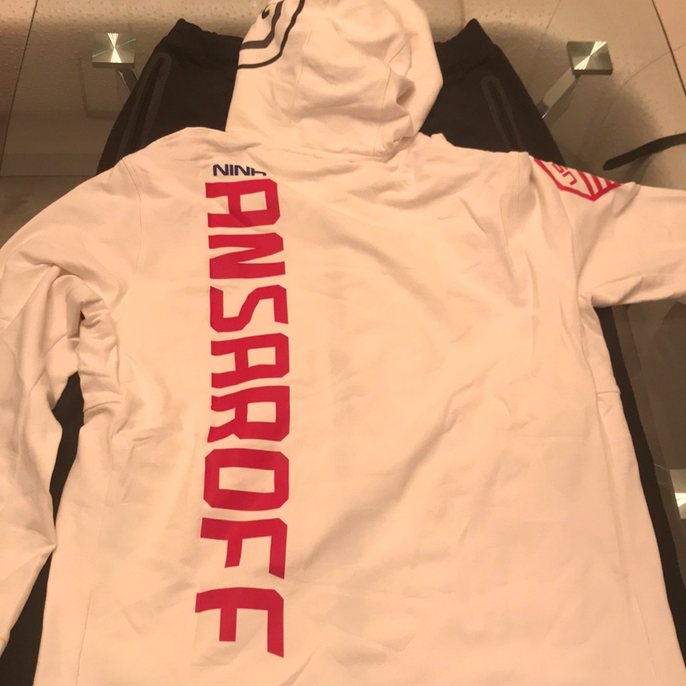 Official UFC Reebok Cornerman Gear